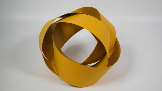 a6234252_Empathy%252C%2B%2BStainless%2Bsteel%252C%2BUrethane%2Bpaint%252C%2B%2B30%2Bx%2B30%2Bx%2B23cm%252C%2B%2B2023.jpg