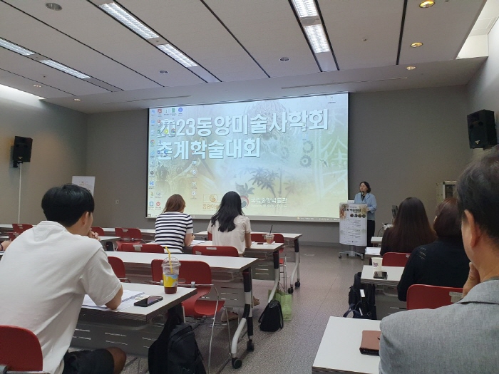 서울아트가이드 Seoul Art Guide